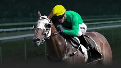 “[足球盛宴]加时绝平，勒沃库森延续不败金身”